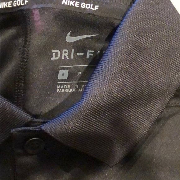NEW 2019 NIKE DRI FIT SOLID GOLF POLO BLACK SMALL - Picture 3 of 4